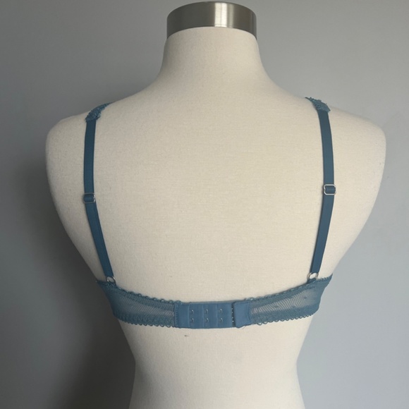 NWT Victoria's Secret High Neck Lace Mesh Blue Bra - Picture 4 of 6